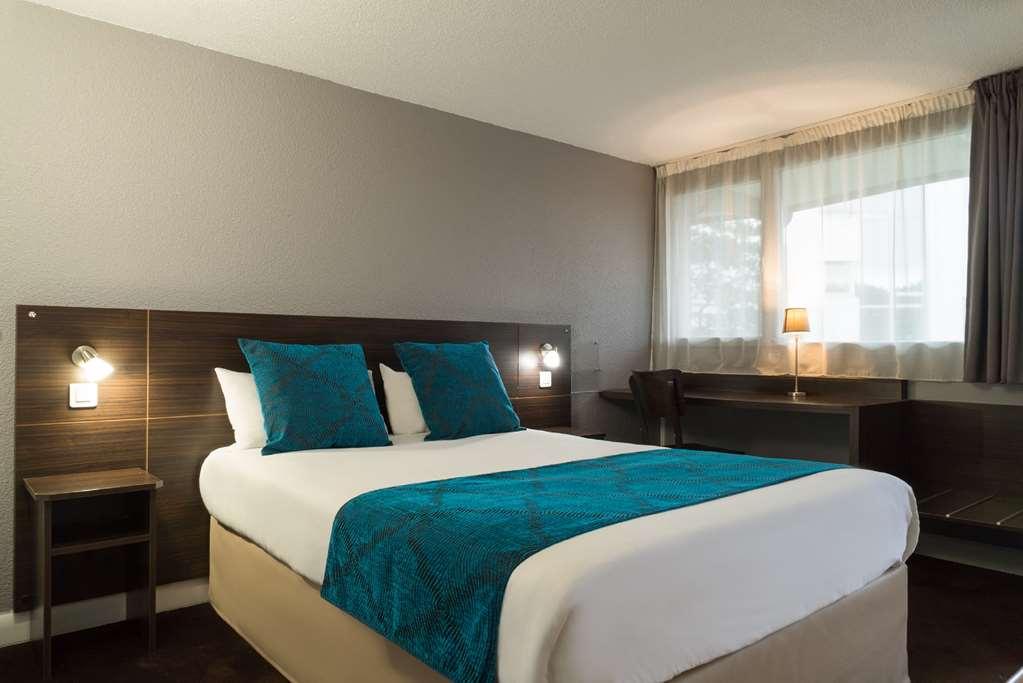 Sure Hotel By Best Western Biarritz Aeroport أنغليه الغرفة الصورة