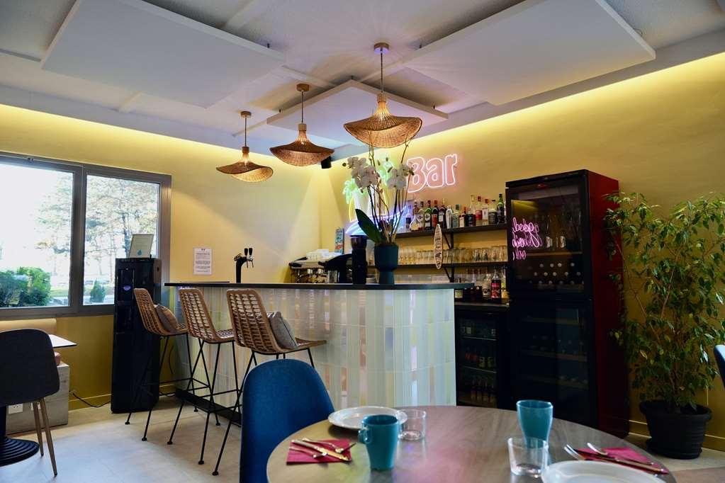 Sure Hotel By Best Western Biarritz Aeroport أنغليه المطعم الصورة